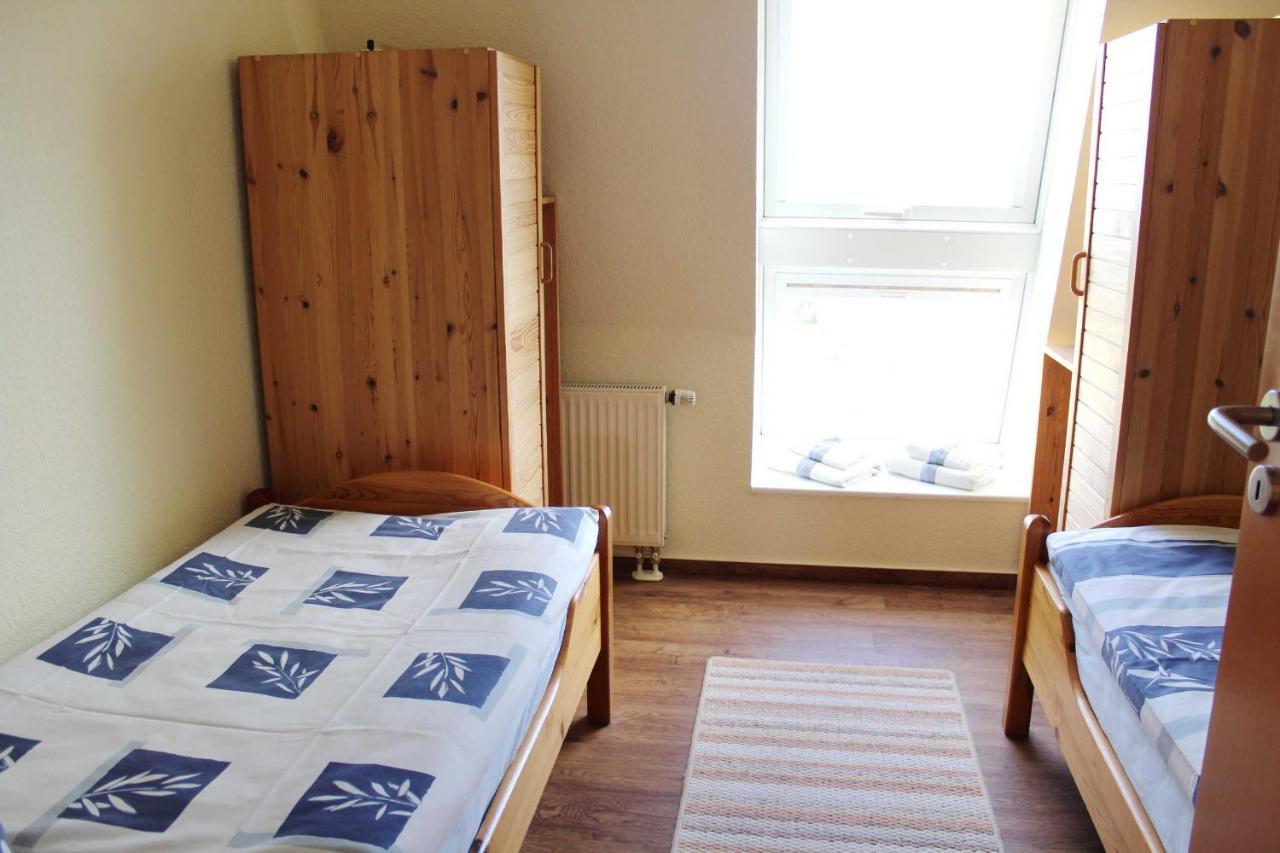 Ferienwohnung Am Schloss อึคเคอร์มึนเดอ ภายนอก รูปภาพ